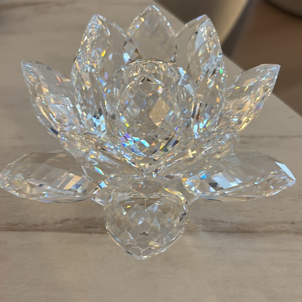 Swarovski Crystal Waterlily candleholder  Flower Decor